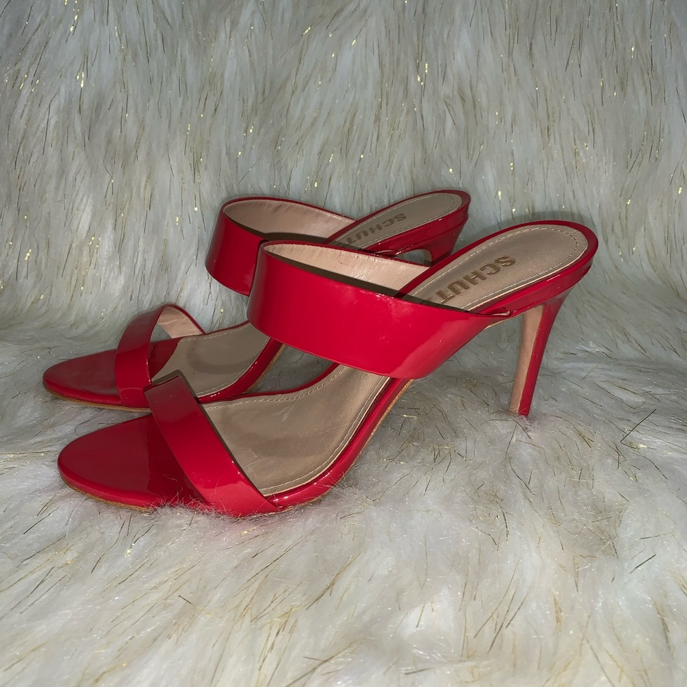 🔥Final Cut 🔥Schutz Red Patent Strap mule